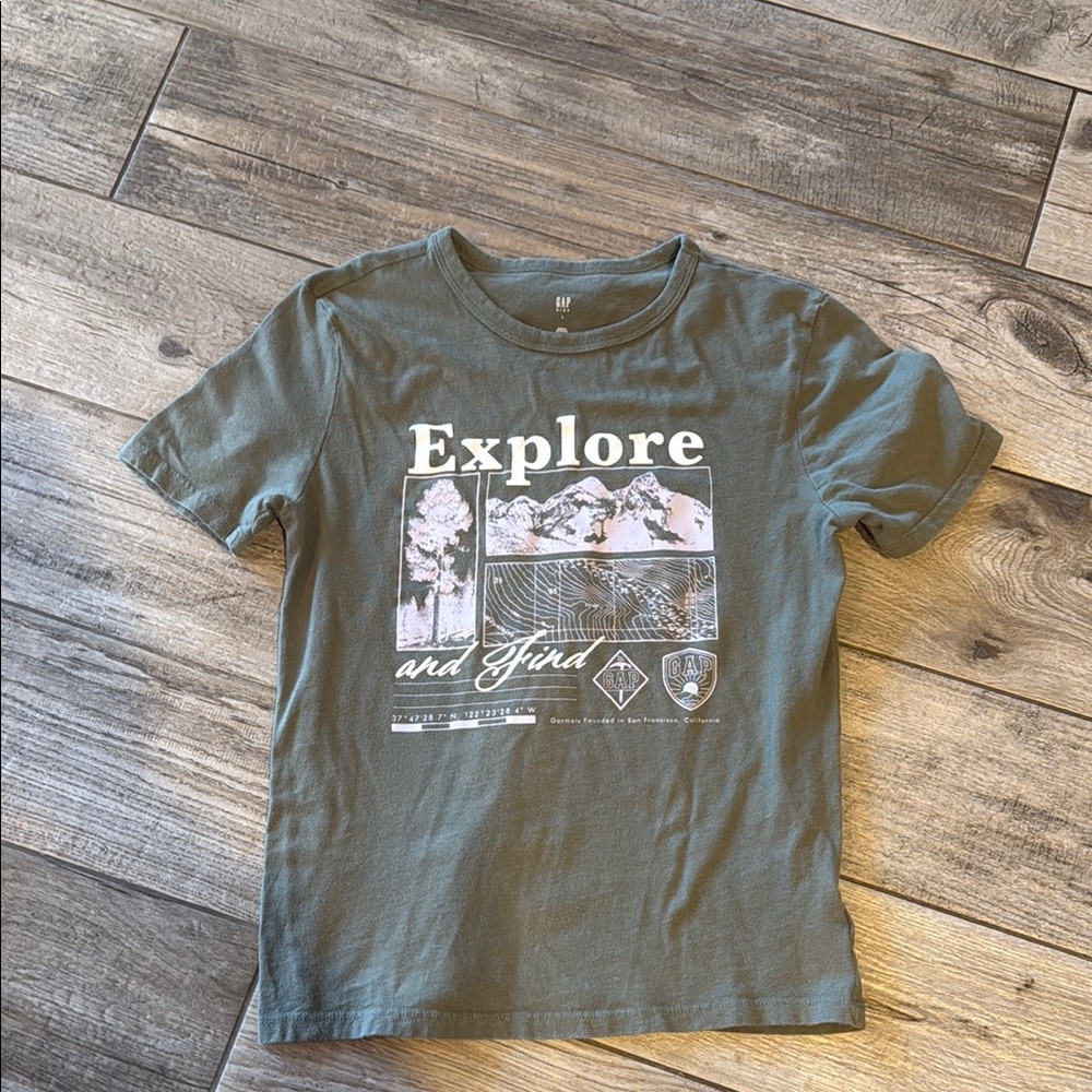 EUC GAP Kids t-shirt, sz L